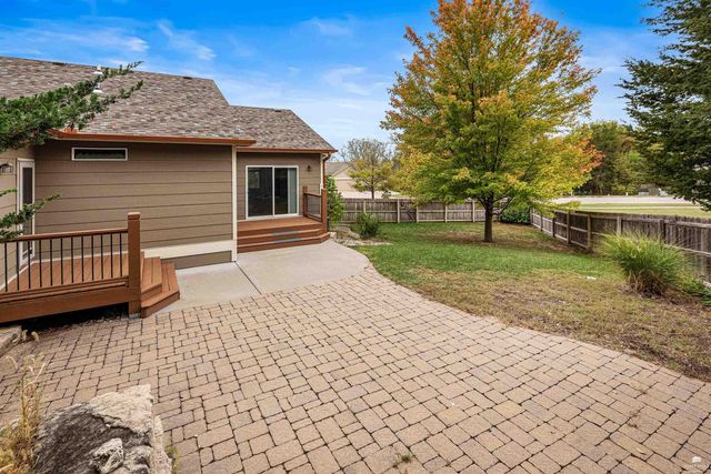 5100 Shadowridge Drive, Manhattan, KS 66503