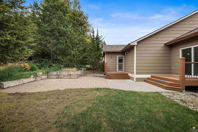 5100 Shadowridge Drive, Manhattan, KS 66503