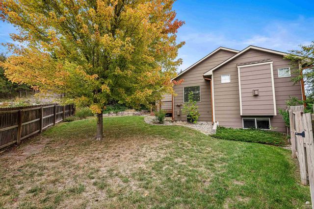 5100 Shadowridge Drive, Manhattan, KS 66503