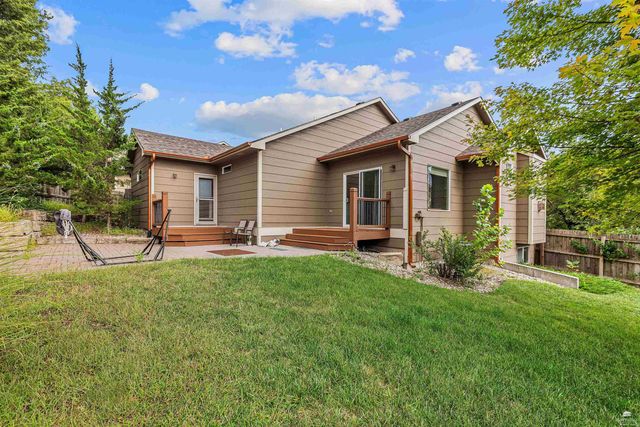 5100 Shadowridge Drive, Manhattan, KS 66503