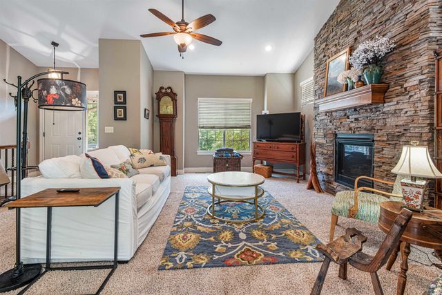 5100 Shadowridge Drive, Manhattan, KS 66503