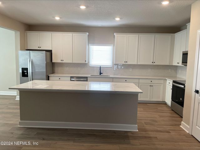 12458 BIG JUNIPER Drive, Jacksonville, FL 32219
