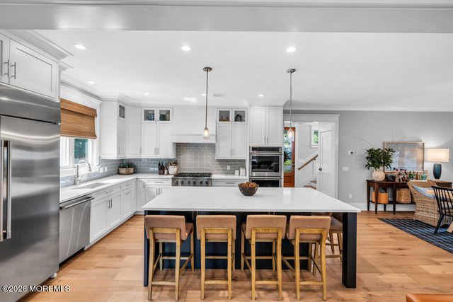44 Cowart Avenue, Manasquan, NJ 08736