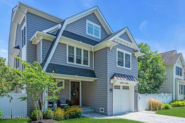 44 Cowart Avenue, Manasquan, NJ 08736