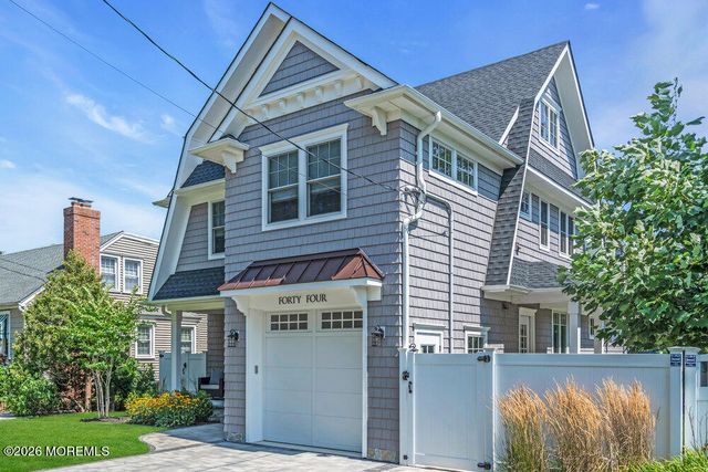 44 Cowart Avenue, Manasquan, NJ 08736