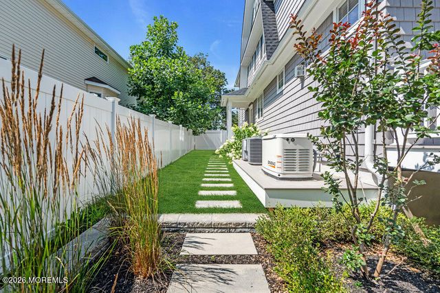 44 Cowart Avenue, Manasquan, NJ 08736