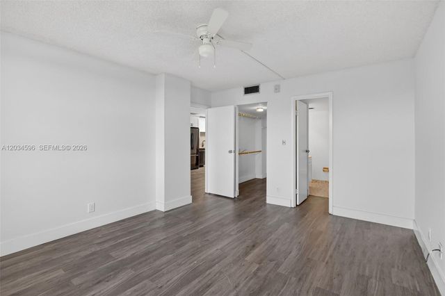 250 Jacaranda Dr 703, Plantation, FL 33324