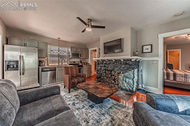 1503 Cheyenne Boulevard, Colorado Springs, CO 80906