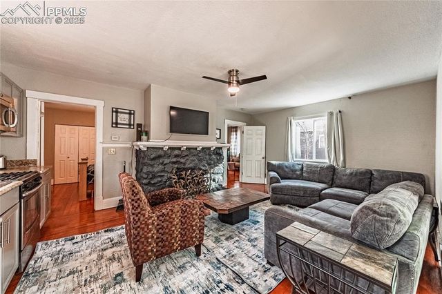 1503 Cheyenne Boulevard, Colorado Springs, CO 80906