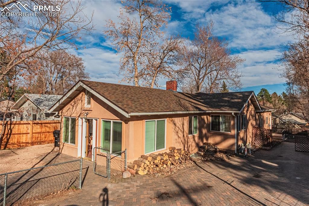 1503 Cheyenne Boulevard, Colorado Springs, CO 80906