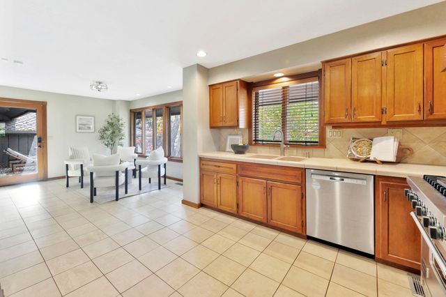 8919 E Boxthorn St, Wichita, KS 67226