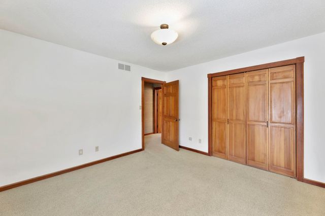 8919 E Boxthorn St, Wichita, KS 67226