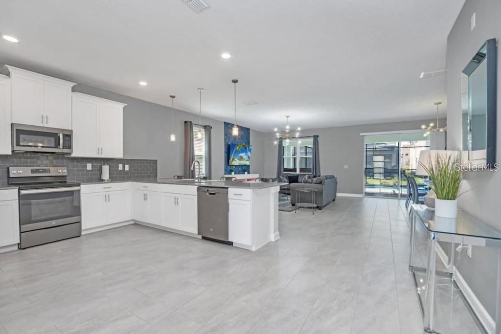 Image 14 of property listing at 2846 BOOKMARK DRIVE, Kissimmee, FL 34746