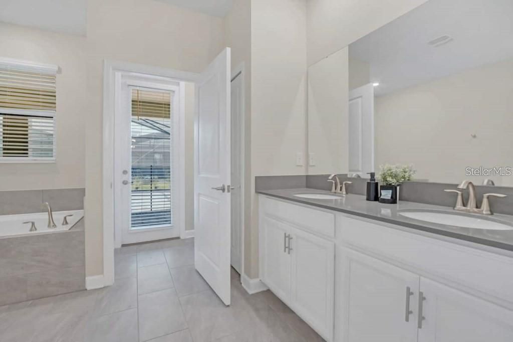 Image 45 of property listing at 2846 BOOKMARK DRIVE, Kissimmee, FL 34746