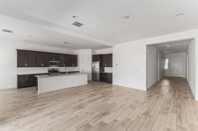 9342 W ROMA Avenue, Phoenix, AZ 85037