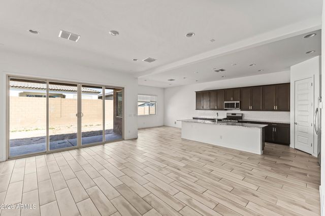 9342 W ROMA Avenue, Phoenix, AZ 85037