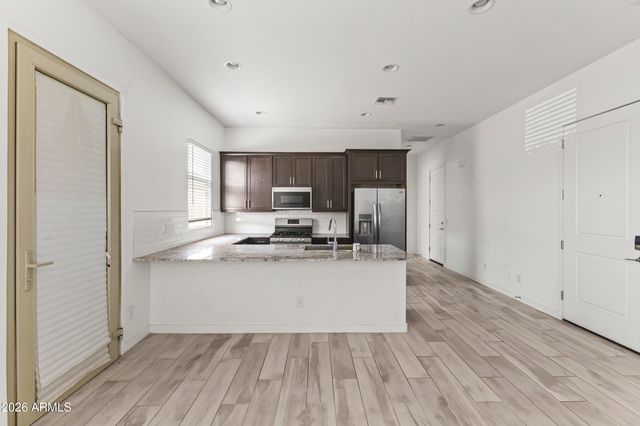 9342 W ROMA Avenue, Phoenix, AZ 85037