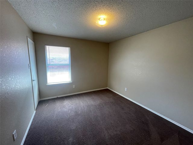 713 Horseshoe Court, Desoto, TX 75115