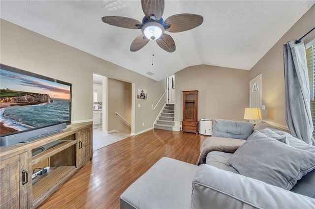 13 Oak Grove Lane NW, Adairsville, GA 30103