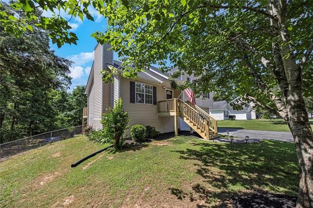 13 Oak Grove Lane NW, Adairsville, GA 30103