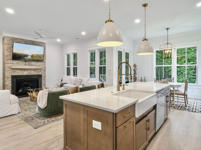 1069 Capersview Court, Awendaw, SC 29429