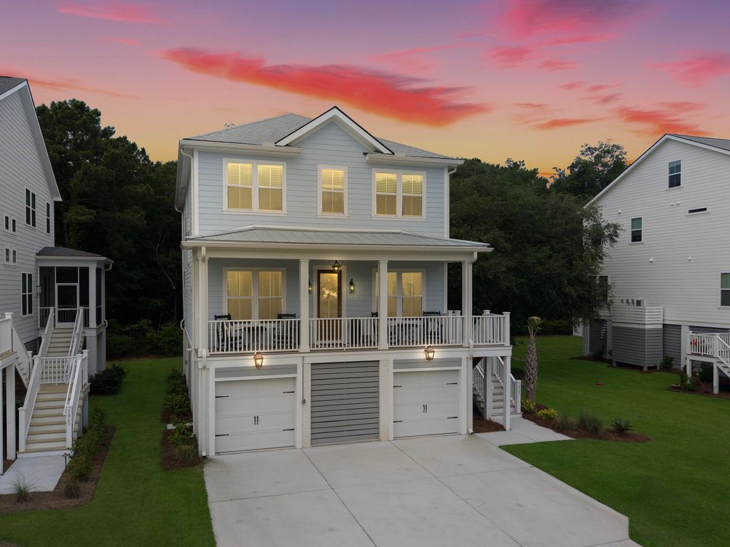1069 Capersview Court, Awendaw, SC 29429