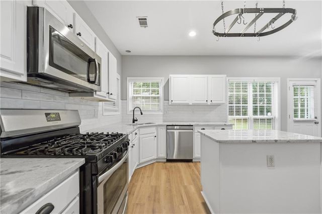 3747 Milford Place SW, Atlanta, GA 30331