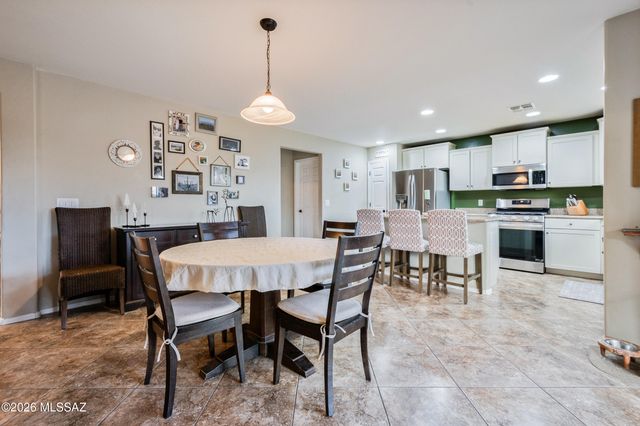 1251 W Molinetto Drive, Oro Valley, AZ 85737