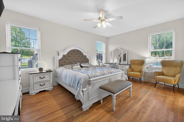 2623 PIKE CREEK RD, Wilmington, DE 19808