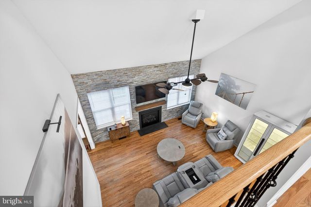 2623 PIKE CREEK RD, Wilmington, DE 19808