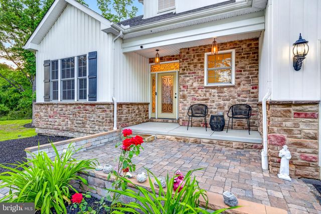 2623 PIKE CREEK RD, Wilmington, DE 19808