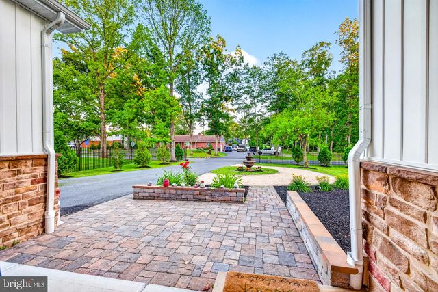 2623 PIKE CREEK RD, Wilmington, DE 19808
