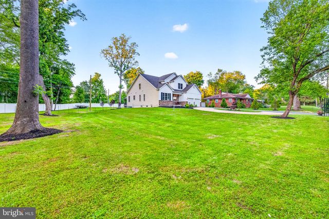 2623 PIKE CREEK RD, Wilmington, DE 19808