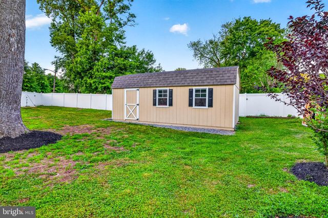 2623 PIKE CREEK RD, Wilmington, DE 19808