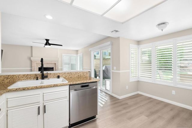 1865 Ithaca Dr, Vista, CA 92081