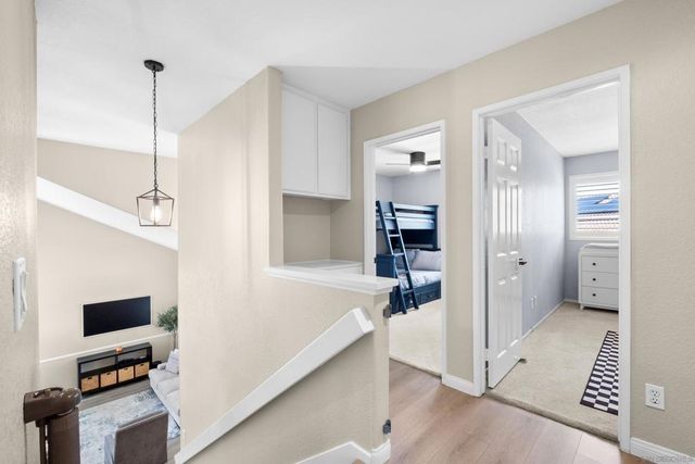 1865 Ithaca Dr, Vista, CA 92081