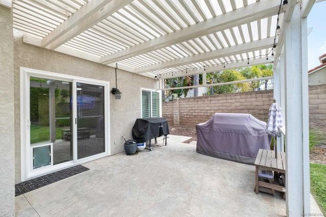 1865 Ithaca Dr, Vista, CA 92081