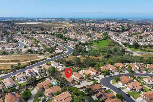 1865 Ithaca Dr, Vista, CA 92081