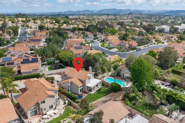 1865 Ithaca Dr, Vista, CA 92081