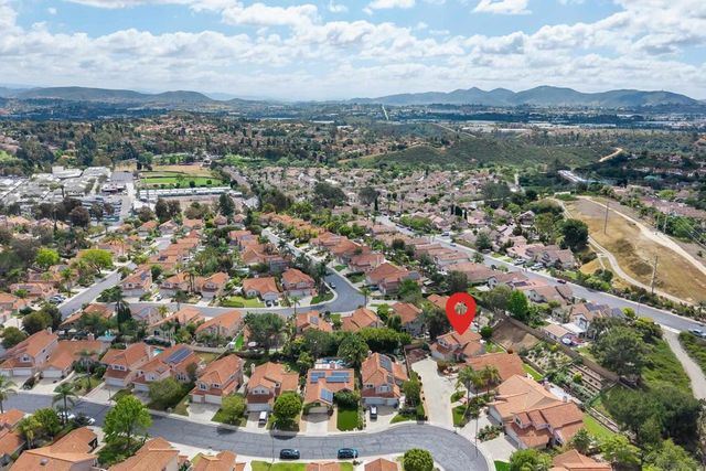 1865 Ithaca Dr, Vista, CA 92081