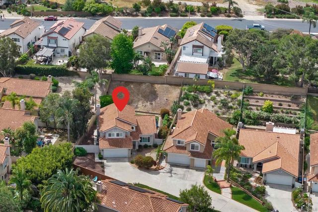 1865 Ithaca Dr, Vista, CA 92081