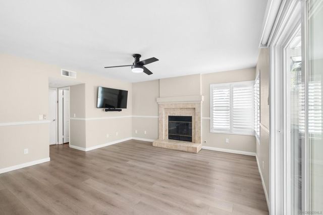 1865 Ithaca Dr, Vista, CA 92081