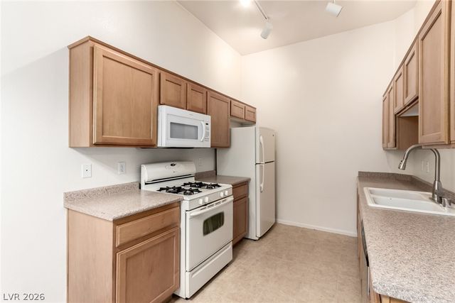 8805 Jeffreys Street 2006, Las Vegas, NV 89123