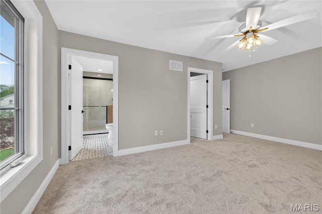 216 W Essex Avenue, Kirkwood, MO 63122