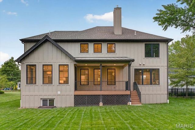 216 W Essex Avenue, Kirkwood, MO 63122