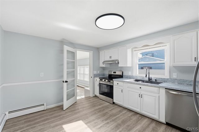 7586 Daphne Drive, Clay, NY 13212