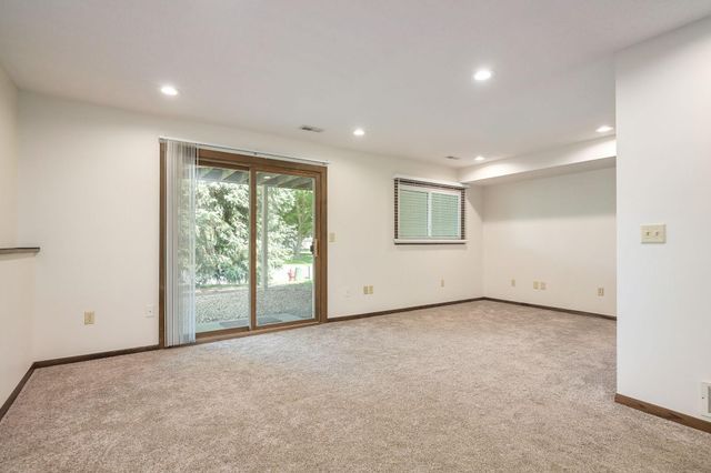 11106 Vessey Avenue S, Bloomington, MN 55437