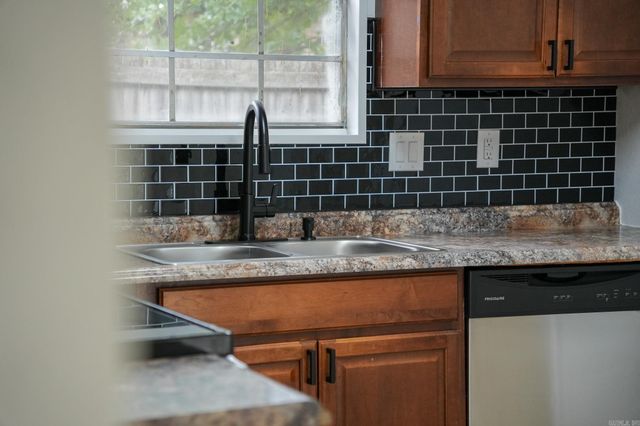 3516 Vicki Drive, Bryant, AR 72022