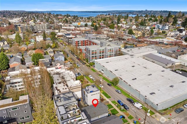 5045 37th Avenue S, Seattle, WA 98118