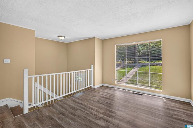 1035 BARCLAY DRIVE, Bessemer, AL 35022